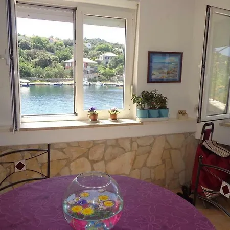 Holiday 16850 Holiday home